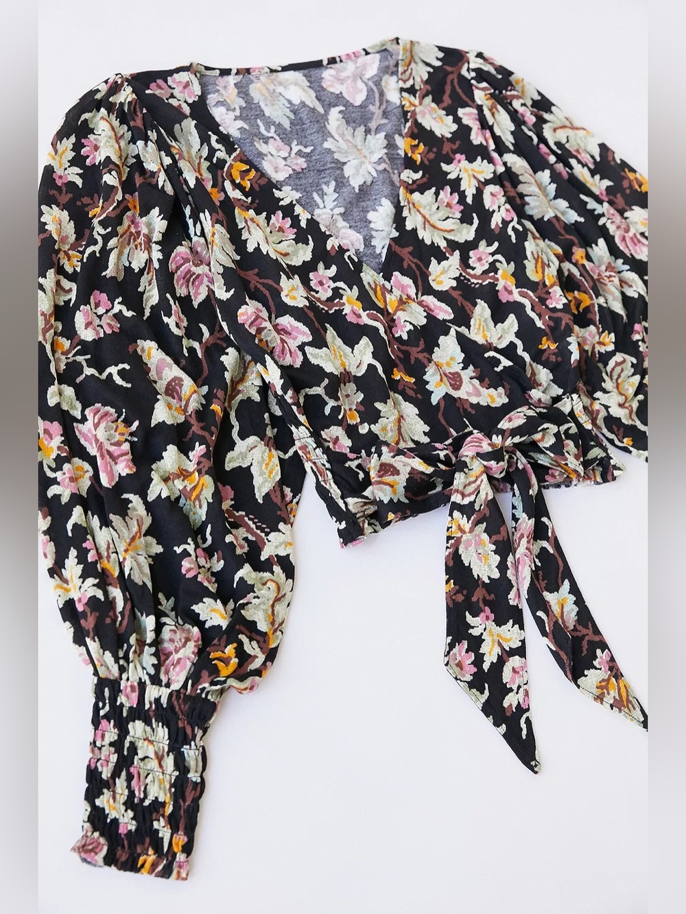 NWT Urban Outfitters Victoria Floral Crepe Wrap Blouse - Picture 2 of 13